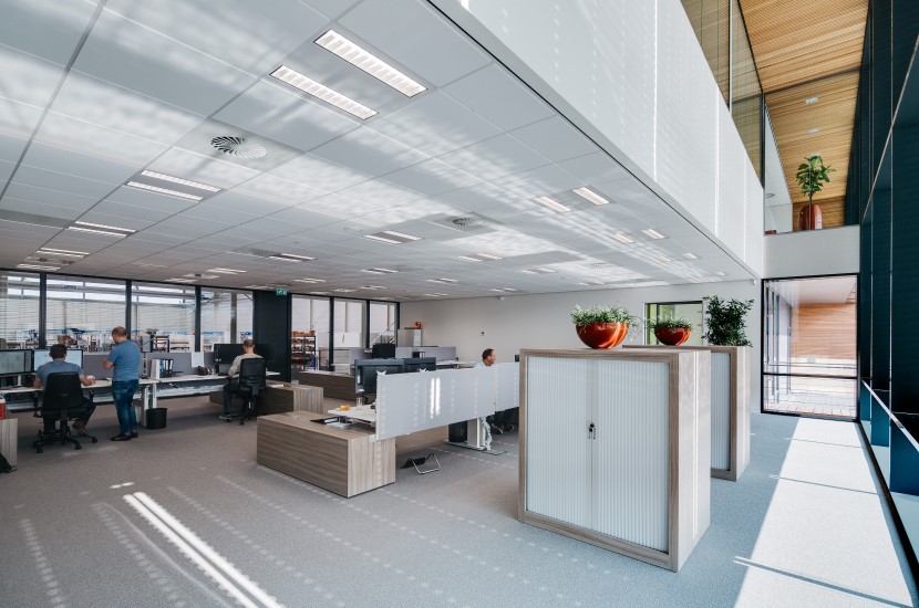 Dieses Bild hat ein leeres Alt-Attribut. Der Dateiname ist Van-Dongen-Engineering-Fertigungsmesstechnik-Büro-15.jpg